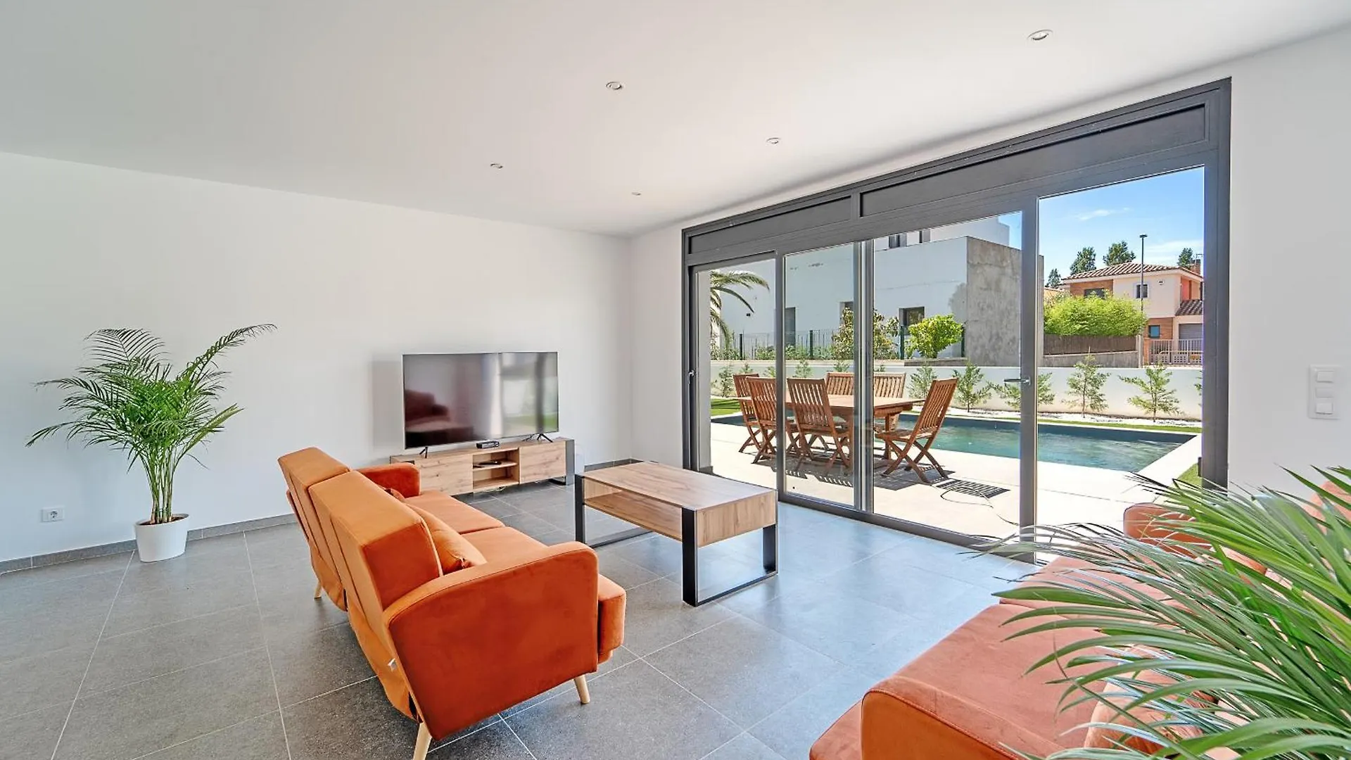 Welcs Villa 167 Emp Con Piscina Privada Empuriabrava Spain