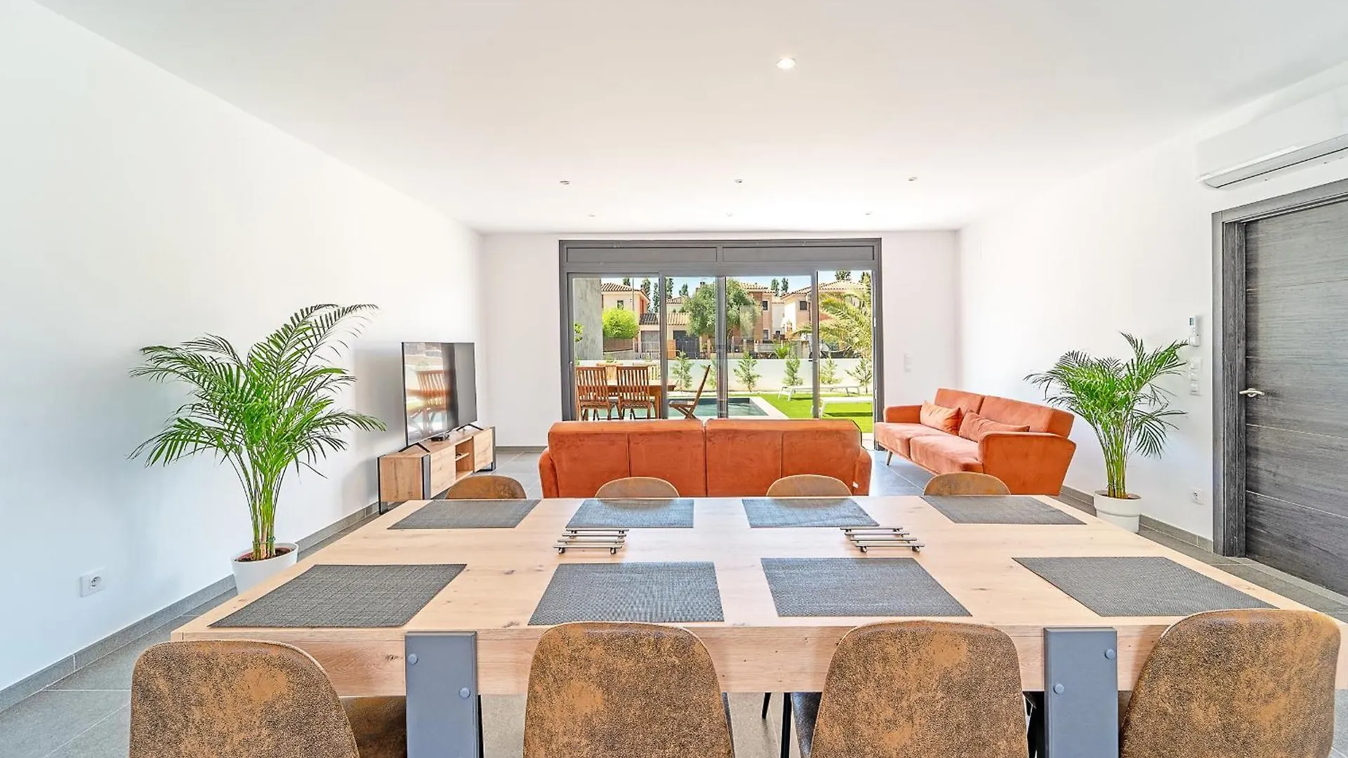 Welcs Villa 167 Emp Con Piscina Privada Empuriabrava Spain