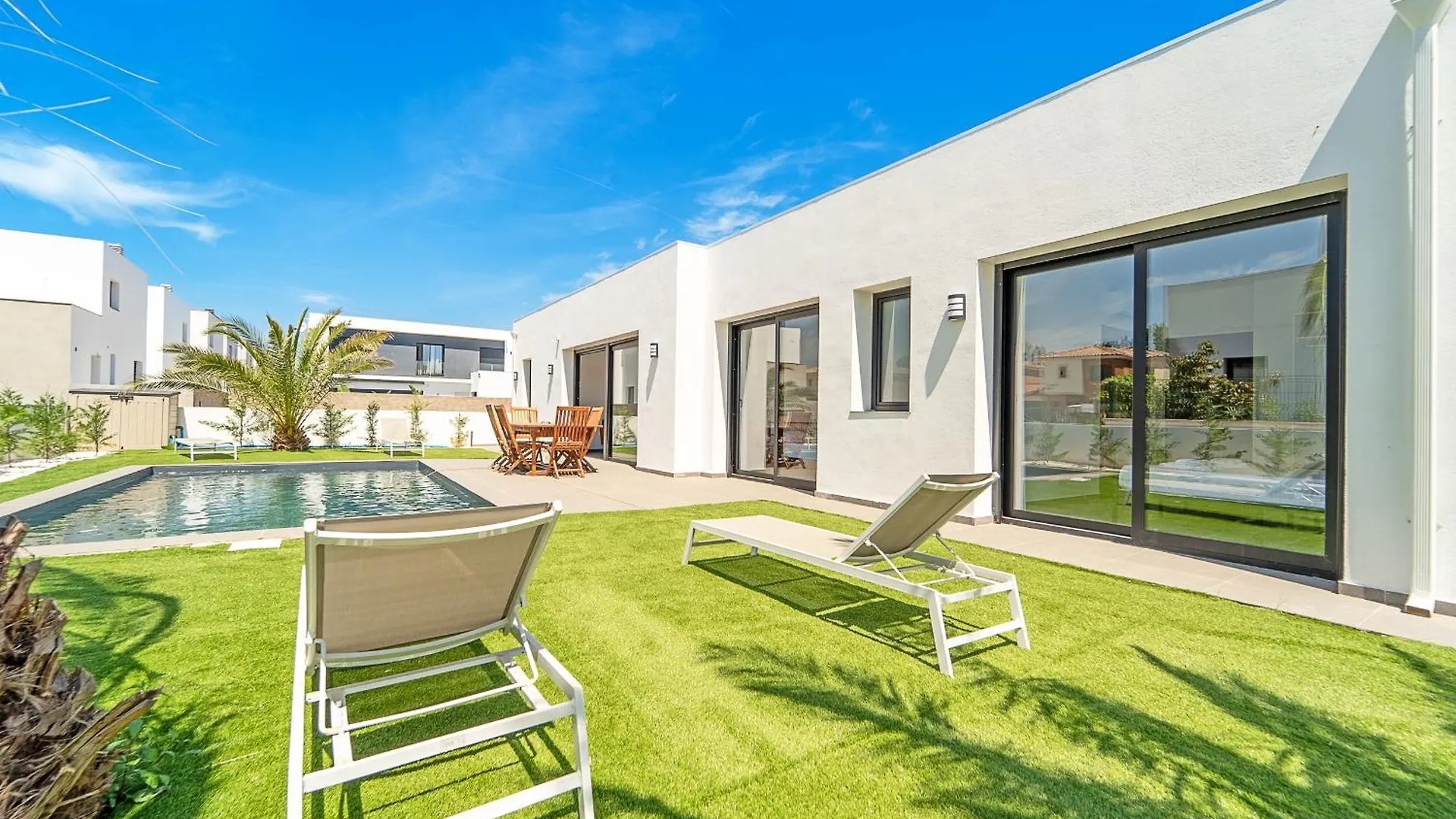 Welcs Villa 167 Emp Con Piscina Privada Empuriabrava